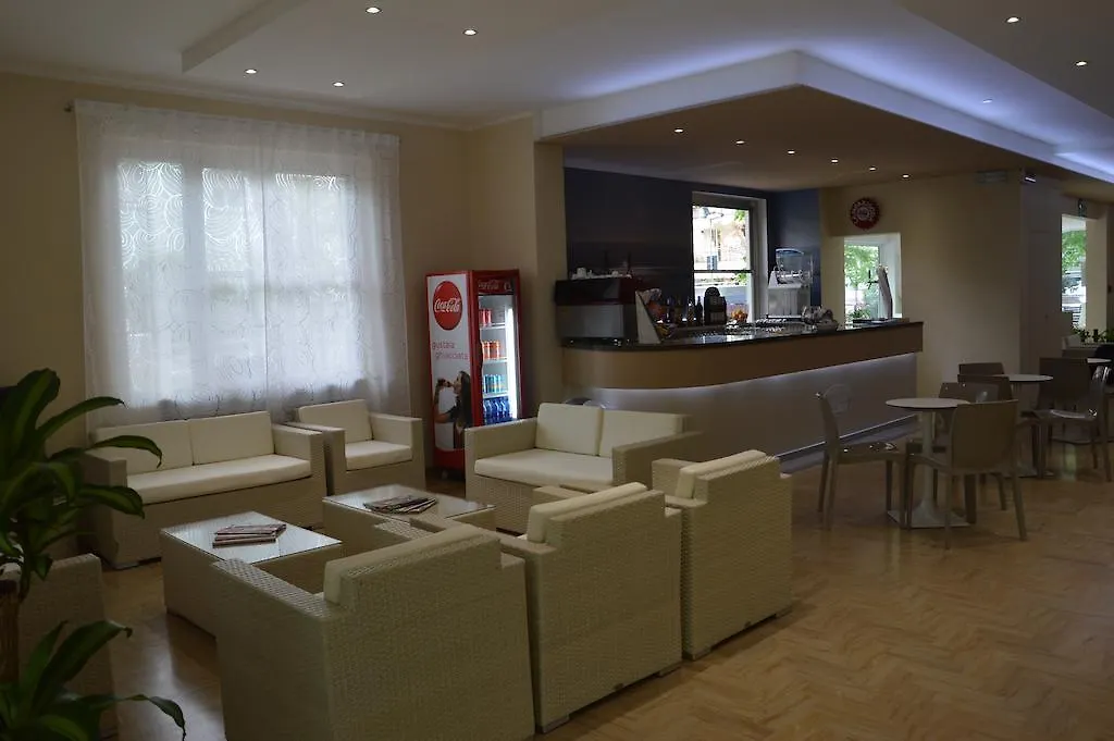 Hotel Pierre Riccione